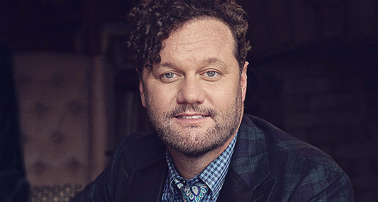 David Phelps Hosting Annual Christmas Barn Bash Ccm Magazine